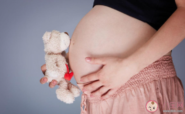 已經(jīng)孕12周了葉酸還要繼續(xù)吃嗎 孕期葉酸要吃多久 已經(jīng)孕12周了葉酸還要繼續(xù)吃嗎 孕期葉酸要吃多久