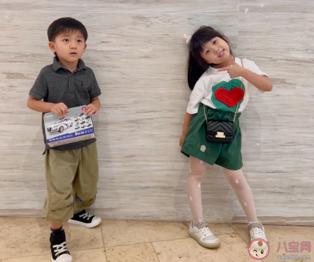 該如何讓孩子保護自己的身體隱私 怎樣讓孩子學會保護自己 該如何讓孩子保護自己的身體隱私 怎樣讓孩子學會保護自己