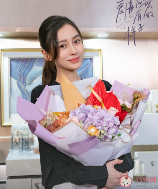 《愛(ài)情應(yīng)該有的樣子》講的是什么故事 《愛(ài)情應(yīng)該有的樣子》小說(shuō)是什么 《愛(ài)情應(yīng)該有的樣子》講的是什么故事 《愛(ài)情應(yīng)該有的樣子》小說(shuō)是什么