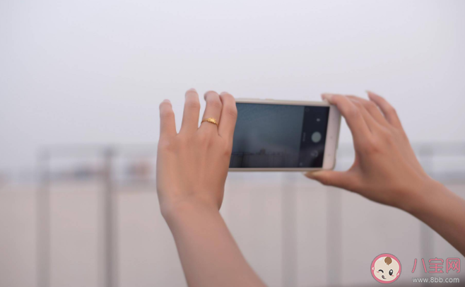 未經對方同意拍攝是否違法 生活中如何防止被偷拍 未經對方同意拍攝是否違法 生活中如何防止被偷拍