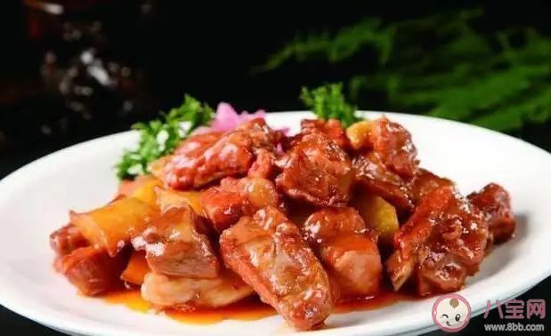 澆熘排骨是哪個地區(qū)的美食 掛糊方法和醬汁比例分別是多少 澆熘排骨是哪個地區(qū)的美食 掛糊方法和醬汁比例分別是多少