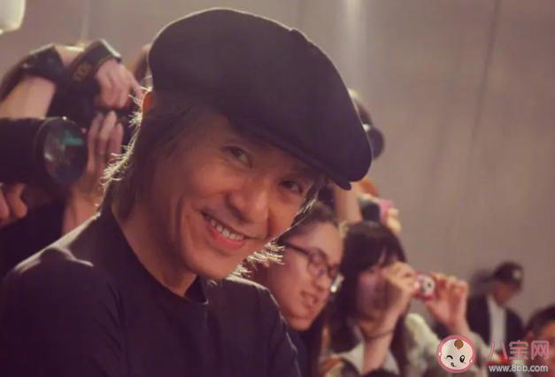 大家為什么喜愛周星馳 怎樣看待周星馳的電影 大家為什么喜愛周星馳 怎樣看待周星馳的電影