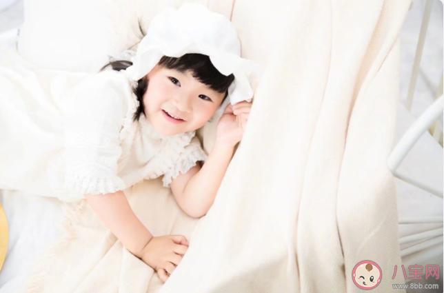 有必要從小就跟孩子分床嗎 怎樣才能保證寶寶的睡眠安全