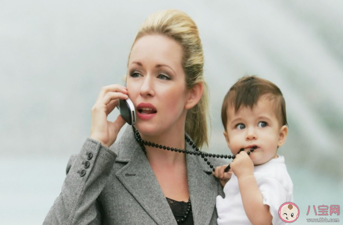 職場媽媽和全職媽媽有什么不同 當(dāng)全職太太前想清楚哪些問題