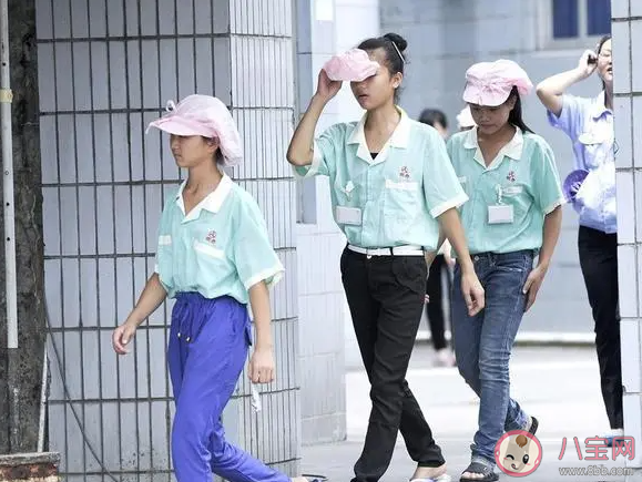 暑假打工選什么好 適合學生暑假做的工作有哪些 暑假打工選什么好 適合學生暑假做的工作有哪些