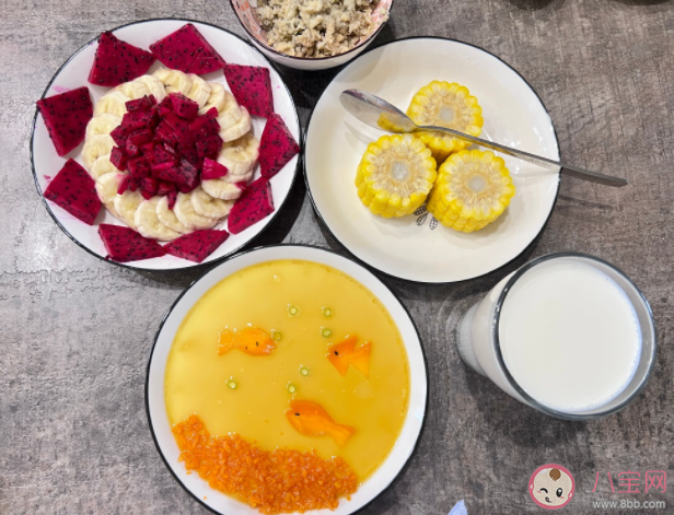 坐月子吃什么食物比較好下奶 哪些食物對下奶有幫助