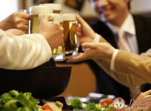 00后如何看待職場酒桌文化 為什么酒桌文化令人討厭 00后如何看待職場酒桌文化 為什么酒桌文化令人討厭