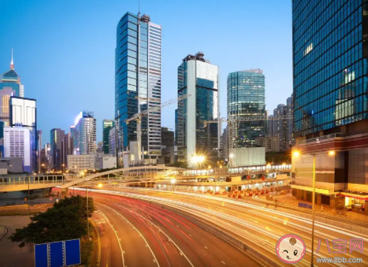 畢業了應該留在大城市嗎 畢業后去大城市還是回小城市 畢業了應該留在大城市嗎 畢業后去大城市還是回小城市