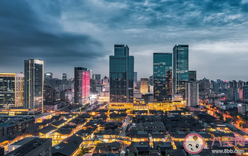 年輕人選工作城市看重什么 應屆生適不適合去成都