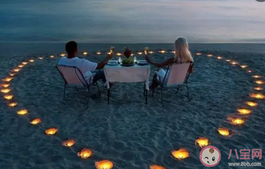 友情可以升級(jí)為愛情嗎 要不要將友情變成愛情 友情可以升級(jí)為愛情嗎 要不要將友情變成愛情