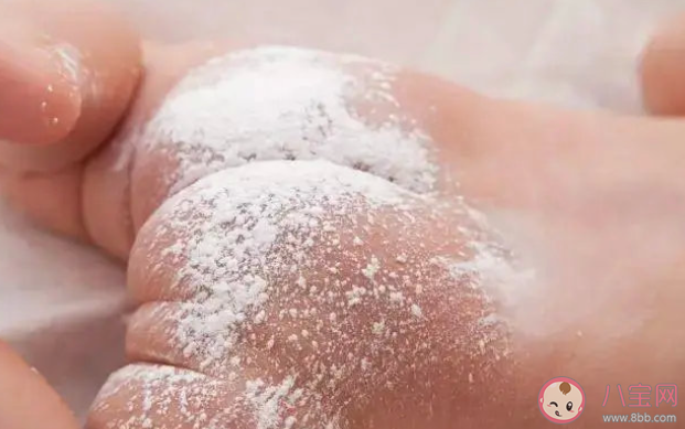 為什么不建議讓孩子用爽身粉 爽身粉適合孩子用嗎
