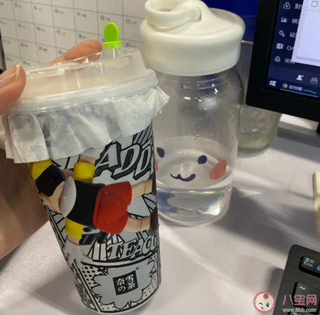 為何要盡量少喝奶茶 奶茶喝多了會給你的身體帶來什么 為何要盡量少喝奶茶 奶茶喝多了會給你的身體帶來什么