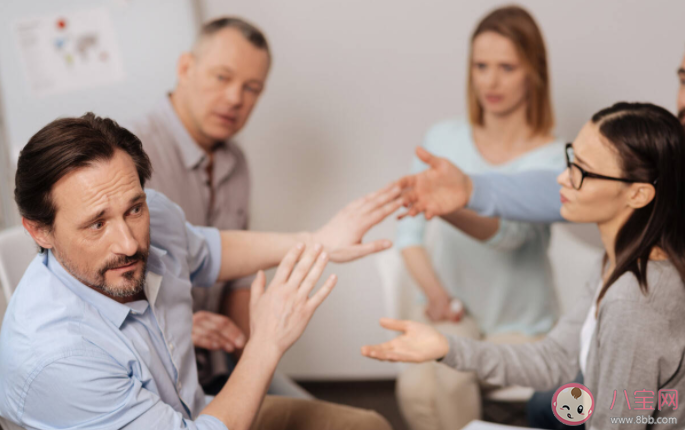 過(guò)度共情會(huì)對(duì)自己造成什么傷害 什么是恰當(dāng)好處的共情