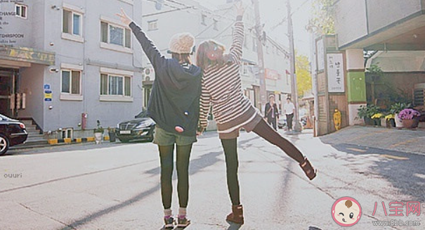 邊界感太強(qiáng)會(huì)影響親密關(guān)系嗎 戀人間的邊界感應(yīng)該是怎樣的 邊界感太強(qiáng)會(huì)影響親密關(guān)系嗎 戀人間的邊界感應(yīng)該是怎樣的