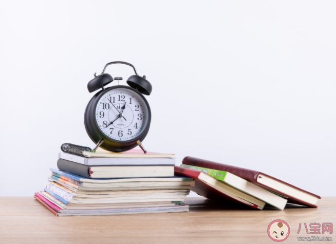 如何拯救學習拖延癥 怎么訓練孩子寫作業(yè)的時間感