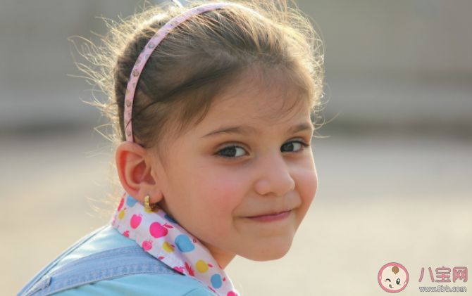 高敏感度兒童有什么特征 孩子特別敏感怎么辦