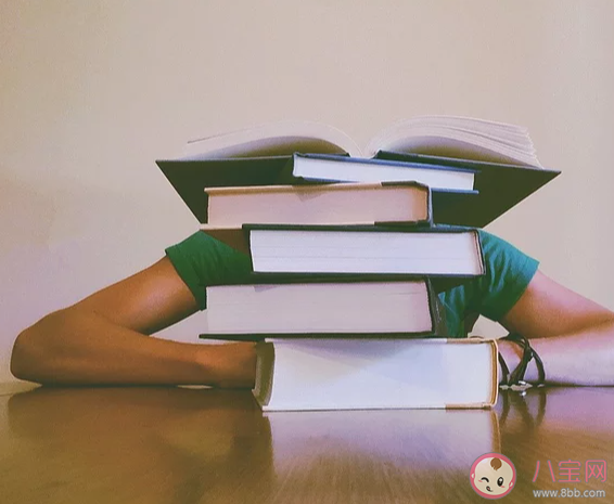 剛進入高中為什么感覺很孤獨 如何快速適應高中生活