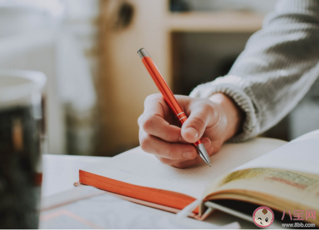 非師范專業(yè)有必要考教資嗎 為什么現(xiàn)在很多人去當(dāng)老師了