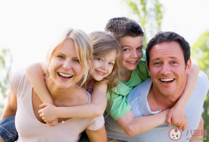 為什么自己和父母的缺點越來越像 父母如何更好地影響孩子 為什么自己和父母的缺點越來越像 父母如何更好地影響孩子