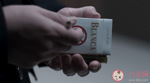 《罰罪》肖振邦的香煙是什么牌子 肖振邦敲香煙盒有什么含義