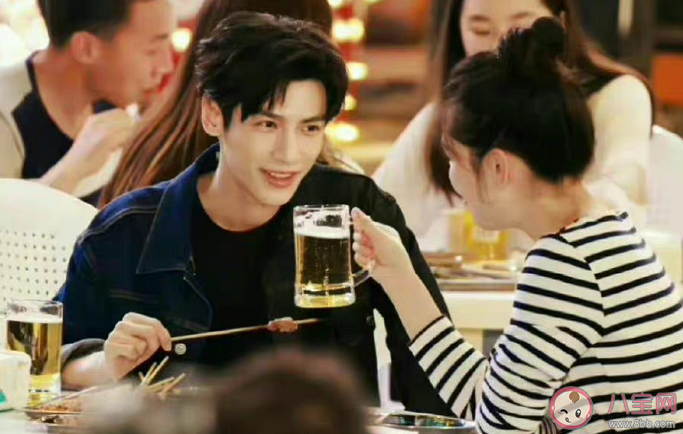 《追光者》展顏什么時候喜歡羅本 羅本和展顏結局是什么