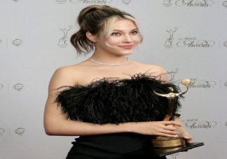 谷愛凌榮獲最佳女運動員表現獎實至名歸 谷愛凌有多出色