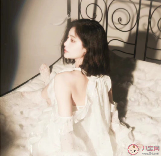 許佳琪新歌《漫》歌詞是什么 《漫》完整版歌詞在線聽歌 許佳琪新歌《漫》歌詞是什么 《漫》完整版歌詞在線聽歌