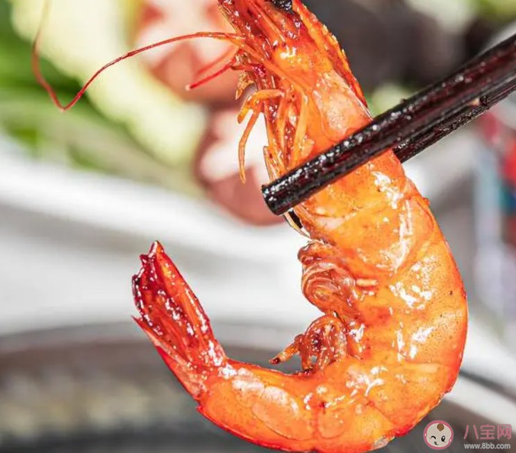 水煮大蝦冷水下鍋還是熱水下鍋 吃蝦對身體有什么好處