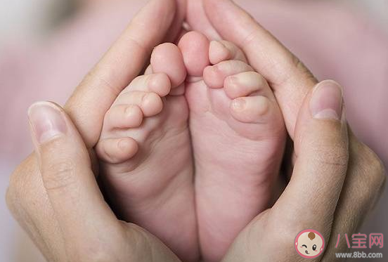 現(xiàn)金補(bǔ)貼能提高生育率嗎 給你發(fā)錢你愿意生孩子嗎 現(xiàn)金補(bǔ)貼能提高生育率嗎 給你發(fā)錢你愿意生孩子嗎