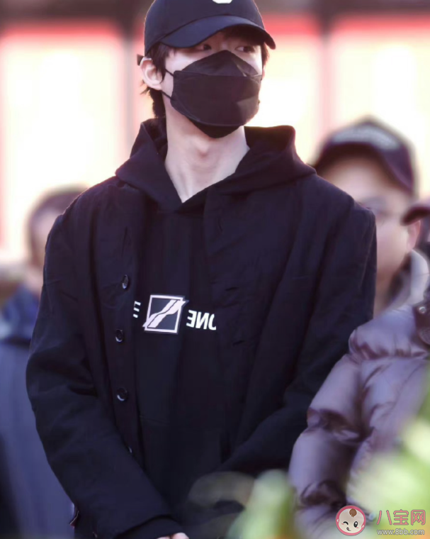 劉宇寧新歌《六爻》歌詞是什么 《六爻》完整版歌詞在線聽歌