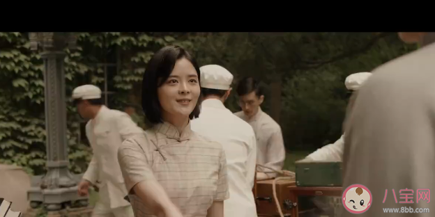 《戰(zhàn)火中的青春》方悅?cè)莸慕Y局是什么 方悅?cè)菔钦l演的