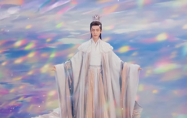 《長(zhǎng)月燼明》澹臺(tái)燼死了嗎 《長(zhǎng)月燼明》有番外嗎