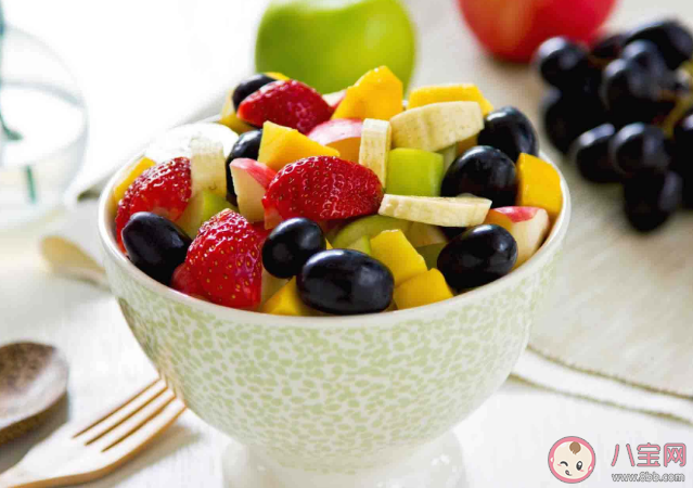 把水果當(dāng)飯吃好嗎 把水果當(dāng)飯吃有什么危害