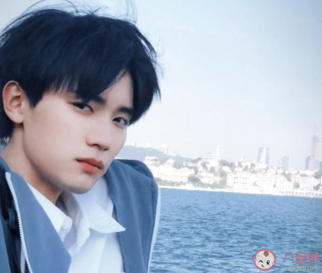 《當我飛奔向你》原著小說是什么 《當我飛奔向你》講的什么故事