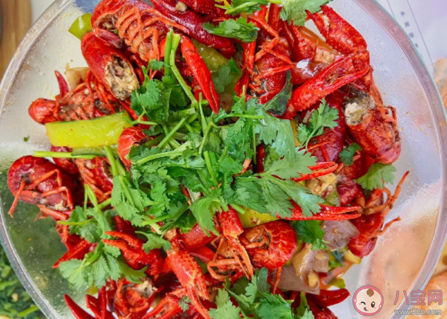 小龍蝦吃多了會怎樣 小龍蝦不能和什么一起吃