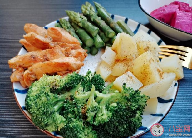 只吃菜不吃飯會長胖嗎 減肥期間飲食怎么搭配