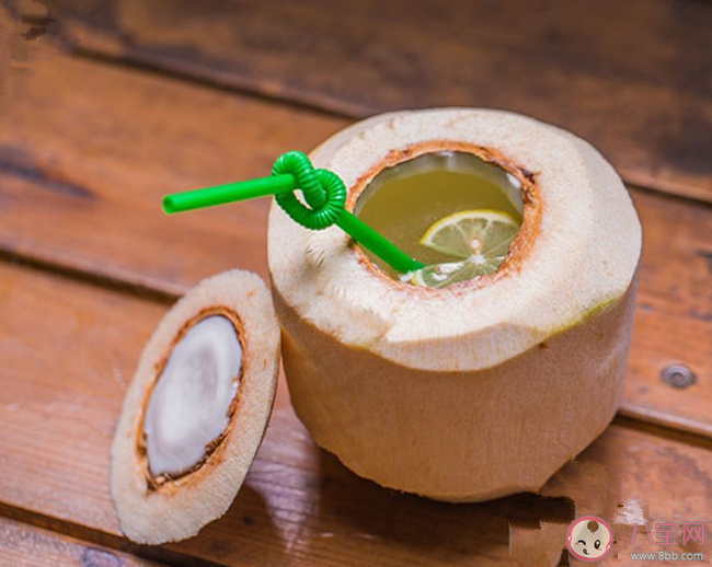 椰汁喝了有什么好處 椰汁喝了會長胖嗎