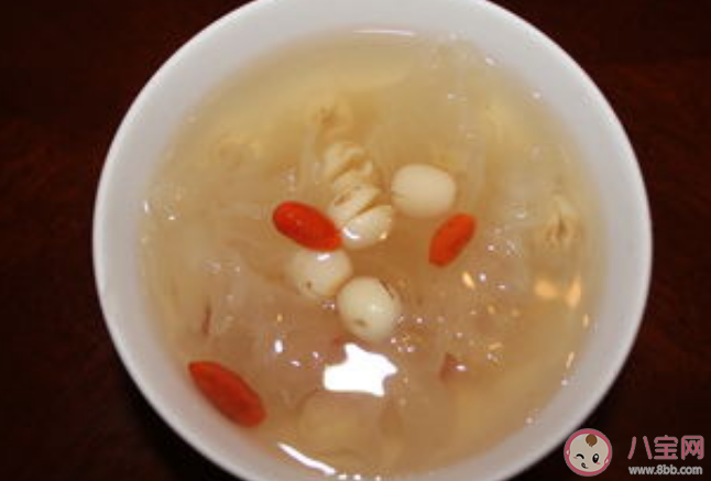 吃銀耳能補充膠原蛋白嗎 如何對癥吃銀耳