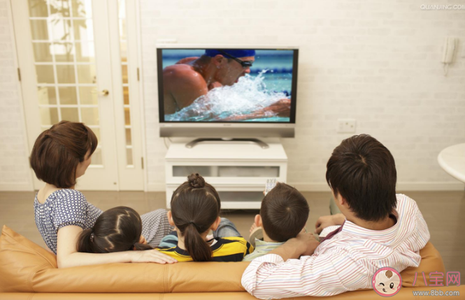 長時間追劇會增加血栓風險 追劇太上頭走不出來怎么辦