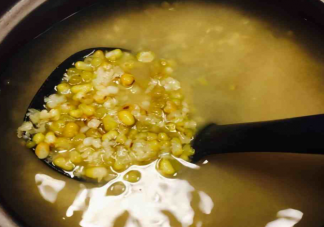 喝了一周的綠豆湯竟然上火了 綠豆湯怎樣喝不會上火