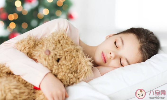 睡覺多夢是怎么回事 如何改善多夢的情況 睡覺多夢是怎么回事 如何改善多夢的情況