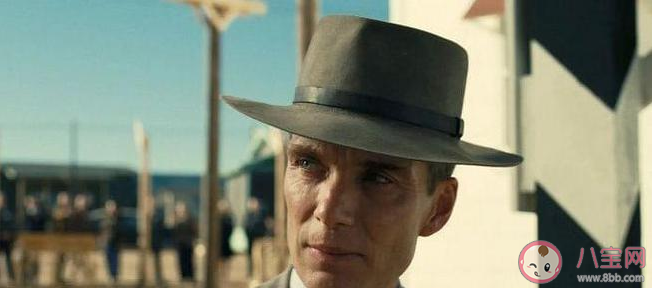 《奧本海默》講的是什么故事 《奧本海默》為什么評R級片