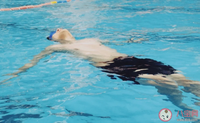 游泳后要馬上洗頭嗎 游泳后必須要做的3件事 游泳后要馬上洗頭嗎 游泳后必須要做的3件事