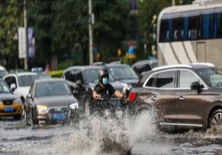快遞被暴雨泡毀賠不賠公司回應 被暴雨泡毀的快遞該如何理賠