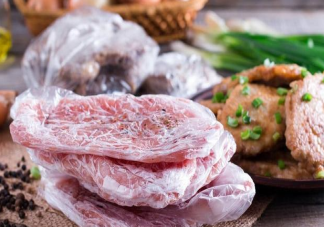 ?解凍食物別再用水泡了是為什么  解凍食物用冷水快還是熱水快