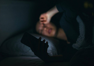 持續熬夜會給心臟健康帶來什么危害 經常熬夜對身體部位的影響