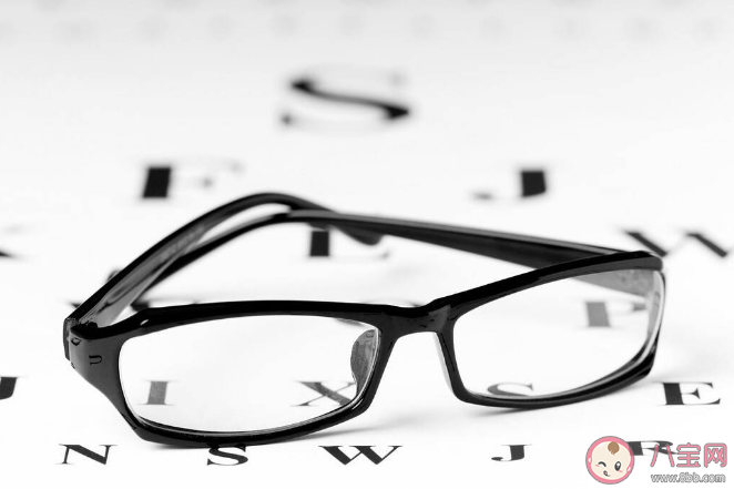 沒戴眼鏡為什么會聽不清 眼睛的近視為什么會影響聽力 沒戴眼鏡為什么會聽不清 眼睛的近視為什么會影響聽力