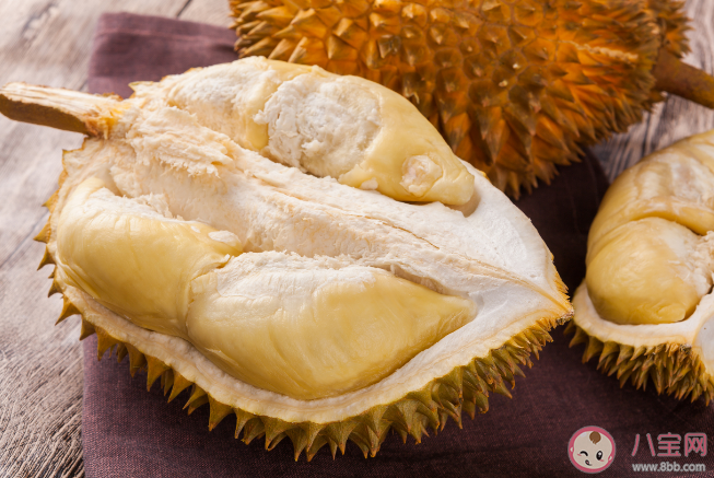 為什么一吃榴蓮就來大姨媽 月經(jīng)提前和吃榴蓮有關(guān)系嗎