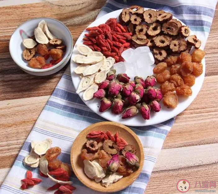 補(bǔ)血對(duì)于女性來說有多必要 女性應(yīng)該如何補(bǔ)血