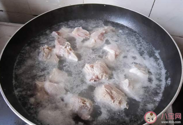 食物為什么要焯水 焯水時哪些東西要涼水下鍋